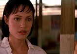 Фильм За гранью / Beyond Borders (2003) - cцена 3