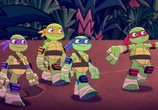 Мультфильм Маленькие герои-черепашки: Взрыв из Прошлого / Teenage Mutant Ninja Turtles - Half-Shell Heroes: Blast to the Past (2015) - cцена 3